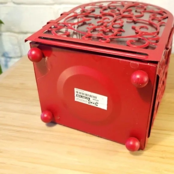 Red Curly Vine Pattern Metal Lantern - Picture 7 of 7